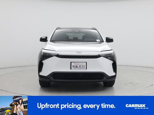 2025 Toyota bZ4X XLE