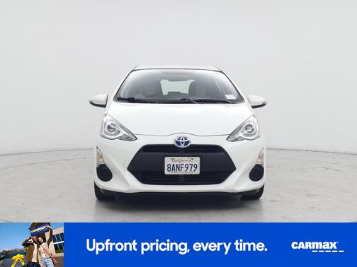 White 2015 Toyota Prius c Two