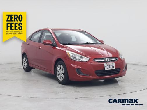 Red 2016 Hyundai Accent SE
