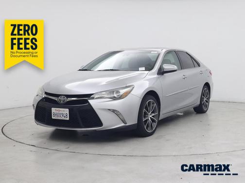 Silver 2015 Toyota Camry XSE