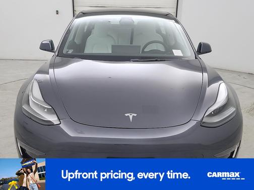 Gray 2022 Tesla Model 3 Long Range