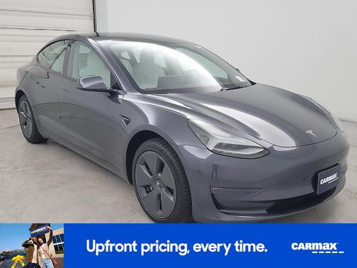 Gray 2022 Tesla Model 3 Long Range
