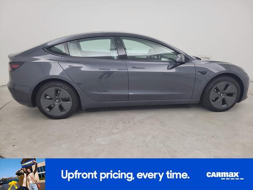 Gray 2022 Tesla Model 3 Long Range