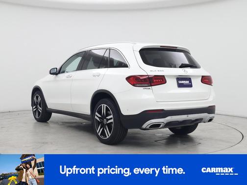 White 2021 Mercedes-Benz GLC 300