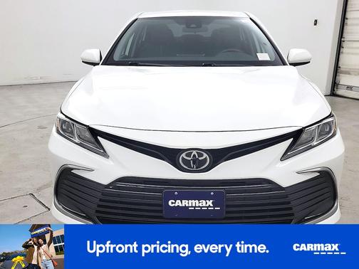 White 2022 Toyota Camry LE