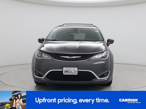 2020 Chrysler Pacifica Touring