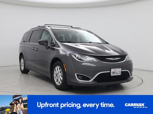 2020 Chrysler Pacifica Touring