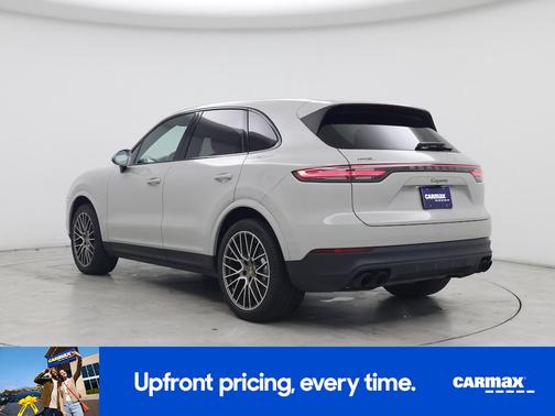 Gray 2022 Porsche Cayenne Platinum