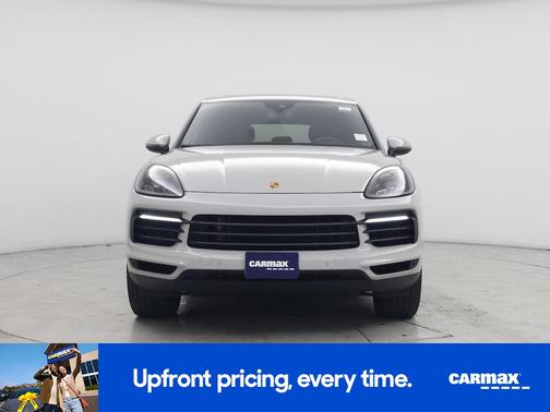 Gray 2022 Porsche Cayenne Platinum
