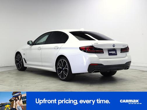 White 2023 BMW 530e