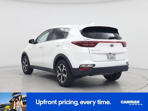 White 2021 Kia Sportage LX