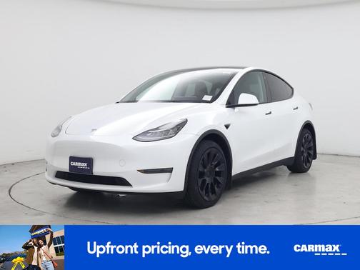 White 2023 Tesla Model Y Long Range