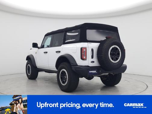 White 2022 Ford Bronco Badlands