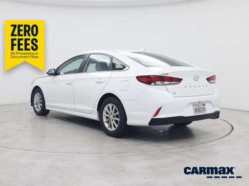 White 2019 Hyundai SONATA SE
