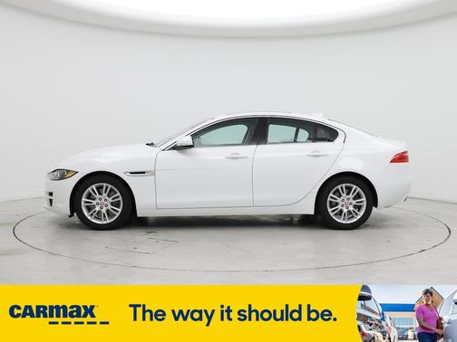 2019 Jaguar XE 25t Premium