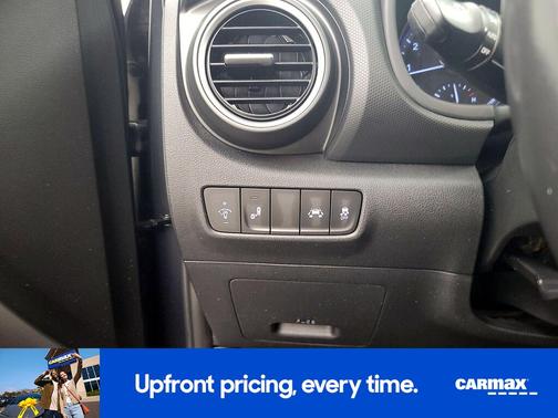 Gray 2018 Hyundai KONA SEL