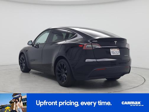 Black 2022 Tesla Model Y Long Range