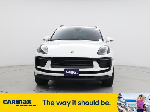 2022 Porsche Macan