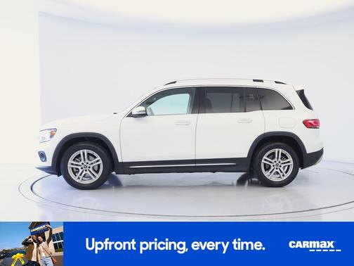 White 2023 Mercedes-Benz GLB 250