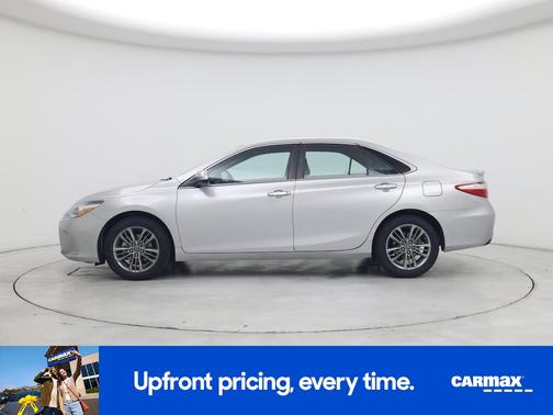 Silver 2016 Toyota Camry SE