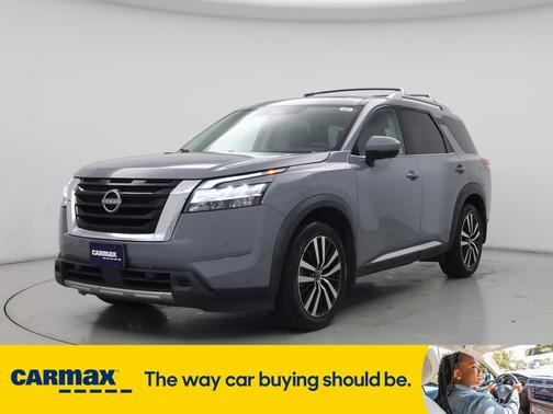2023 Nissan Pathfinder Platinum
