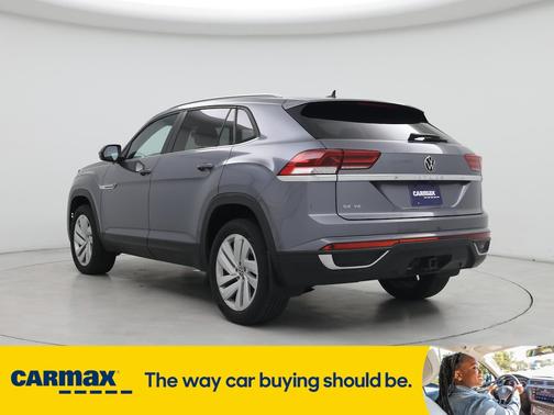 2022 Volkswagen Atlas Cross Sport SE w/Tech
