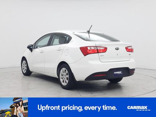 White 2014 Kia Rio LX