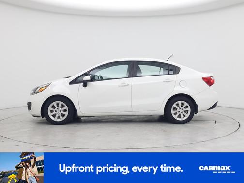 White 2014 Kia Rio LX