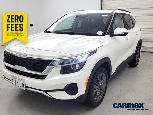 White 2023 Kia Seltos S