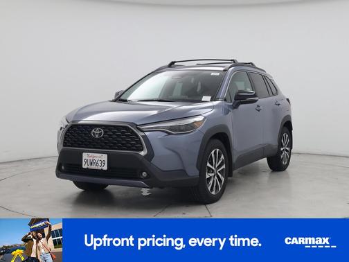 2025 Toyota Corolla Cross XLE