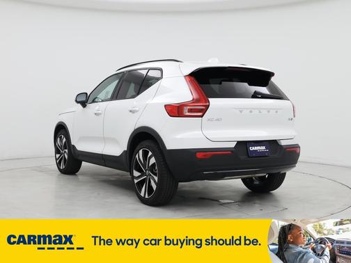 2024 Volvo XC40 B5 Core Bright Theme