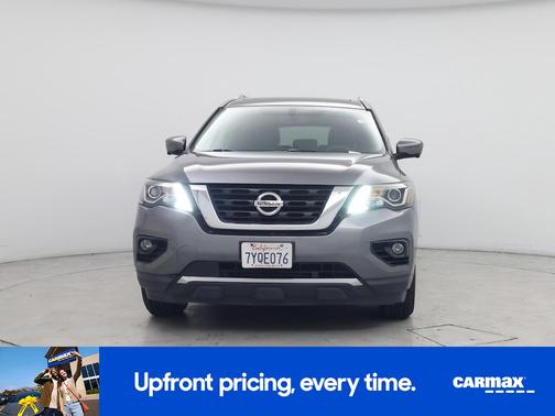 Gray 2017 Nissan Pathfinder SL