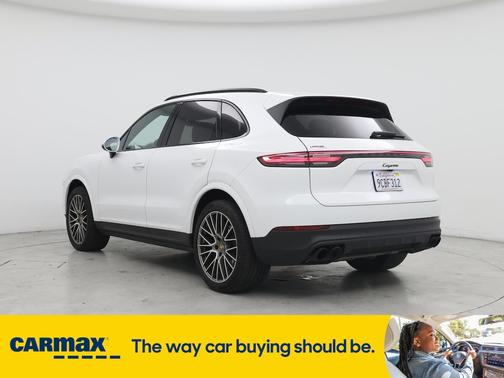 2022 Porsche Cayenne Platinum