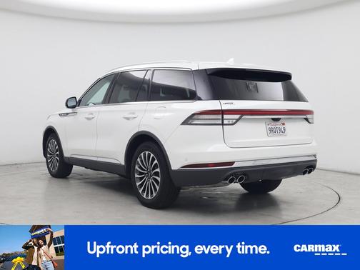 White 2023 Lincoln Aviator Reserve