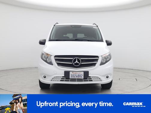 White 2019 Mercedes-Benz Metris Worker