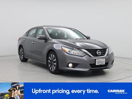 2017 Nissan Altima SV
