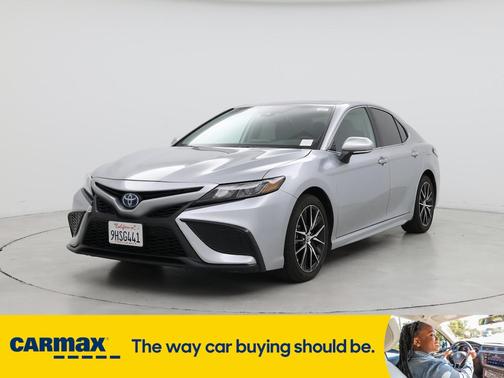 2023 Toyota Camry Hybrid SE