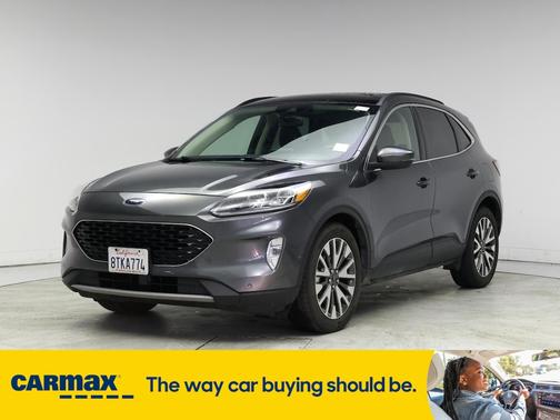 2020 Ford Escape Titanium