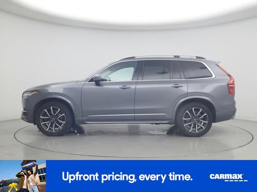 2016 Volvo XC90 T6 Momentum
