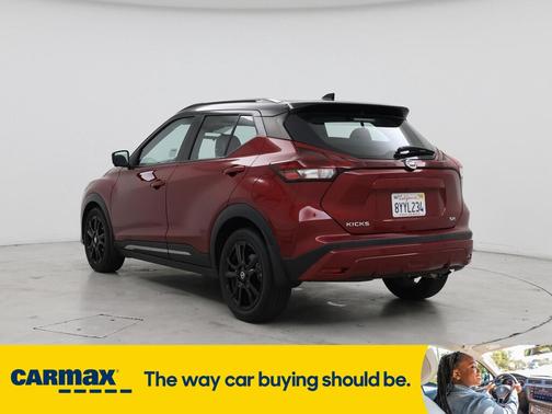 2021 Nissan Kicks SR