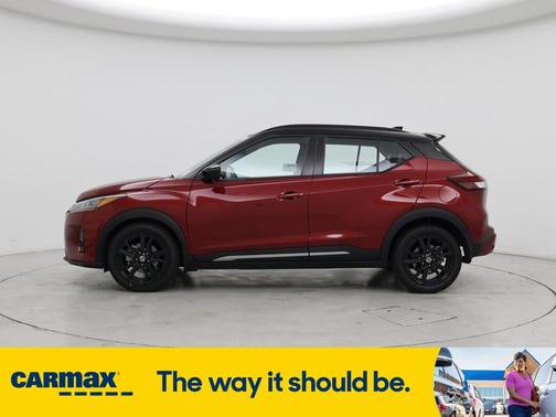 2021 Nissan Kicks SR