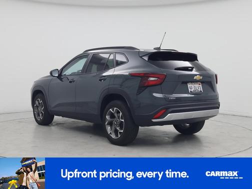 Gray 2025 Chevrolet Trax LT