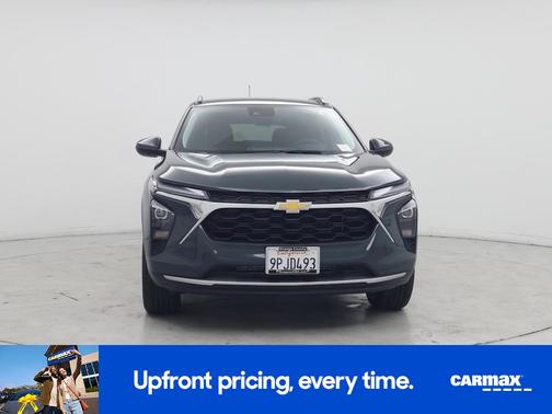 Gray 2025 Chevrolet Trax LT