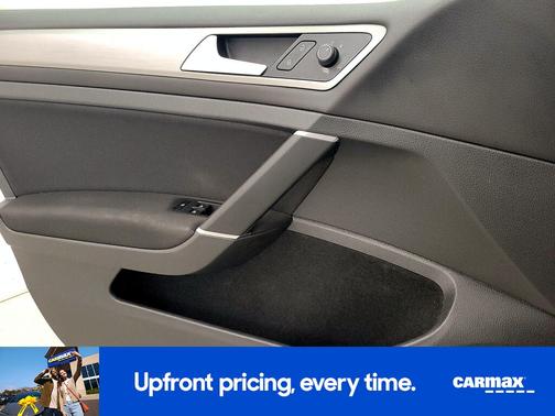 2016 Volkswagen Golf S