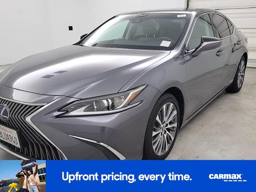 Silver 2019 Lexus ES 300h