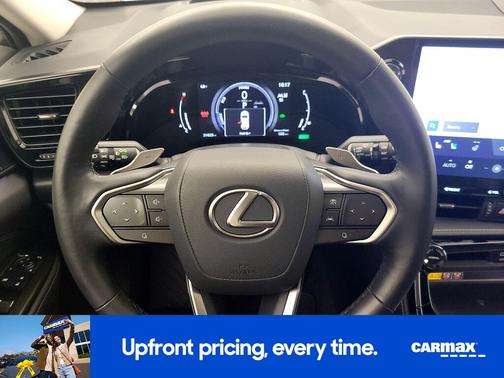 White 2025 Lexus NX 350h Premium