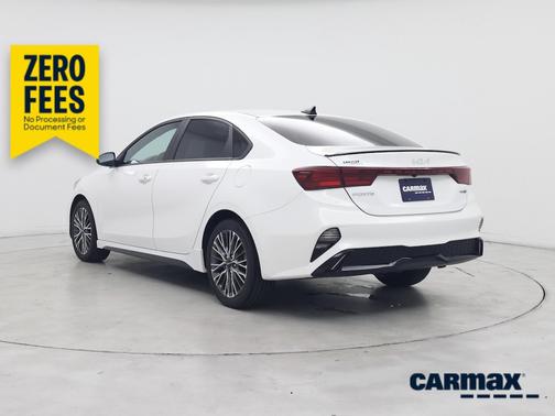 White 2024 Kia Forte GT-Line