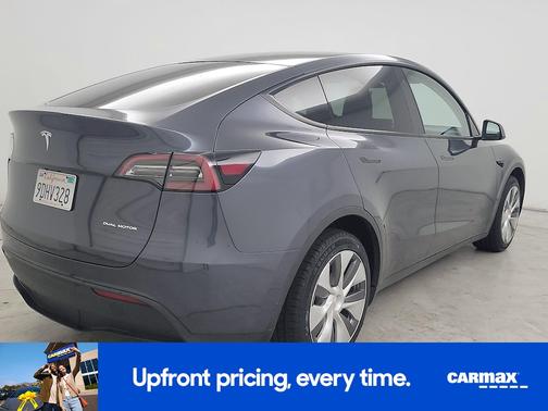 Gray 2023 Tesla Model Y Long Range