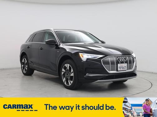 2022 Audi e-tron Premium