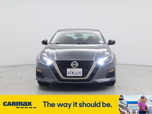 2020 Nissan Altima SR